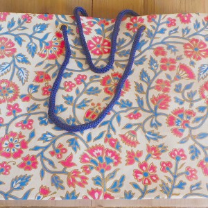 Med bag pink and blue flowers